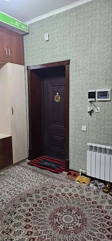 Shaxar markazidan 2 xonali kv sotiladi