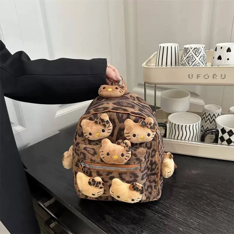 Классный портфельчик hello kitty 1