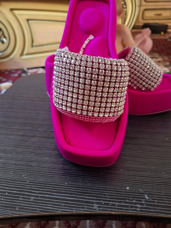 Pushti toshli platforma shippak – yangi Pushti toshli platforma shippak – yangi