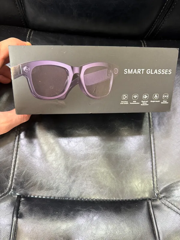 SMART GLASSES M01. 7 funksiyaga ega ochki holati SMART GLASSES M01. 7 funksiyaga ega ochki holati