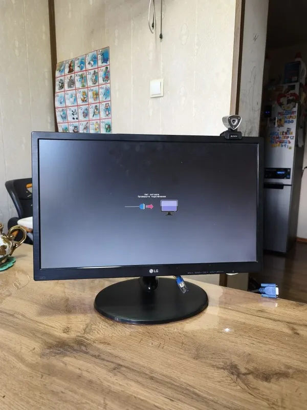 Монитор LG 22M38A 1