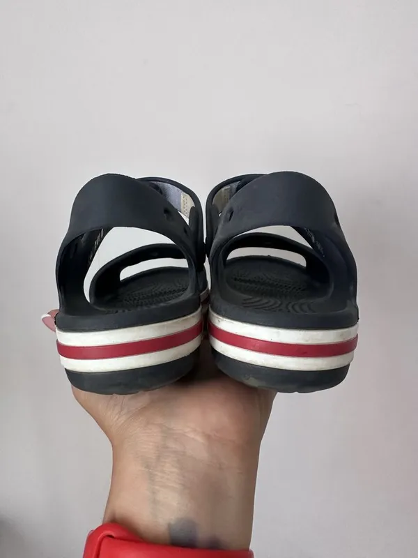Босоножки Crocs, оригинал 3 Босоножки Crocs, оригинал 3