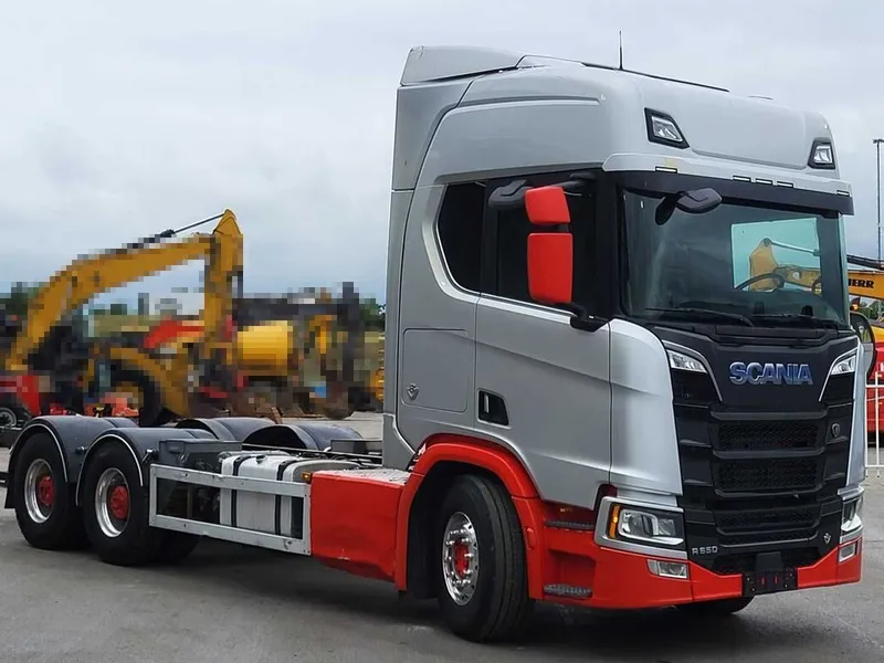 Шасси грузовика Scania R650 4