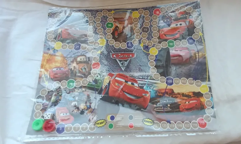 «Cars 3» stol o‘yini / ko‘paytirish jadvali, ishlatilgan 3 «Cars 3» stol o‘yini / ko‘paytirish jadvali, ishlatilgan 3