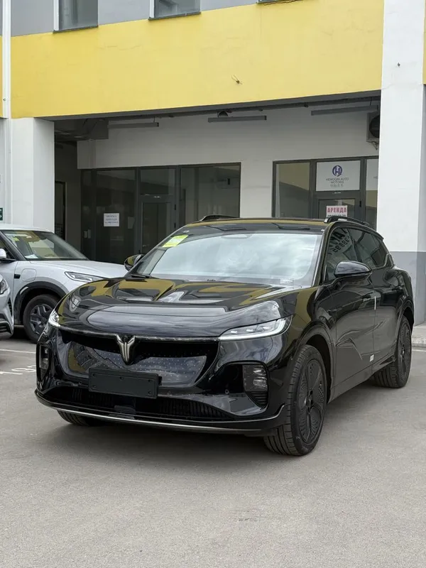 Voyah courage (4WD) 570 km Elektr Full 2 Voyah courage (4WD) 570 km Elektr Full 2