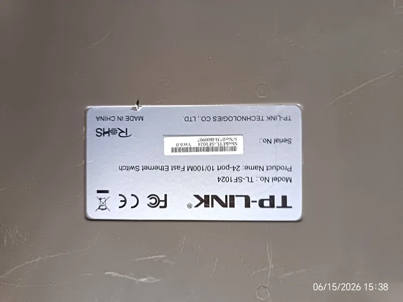 TP-LINK TL-SF1024 10/100Mbs Switch, kommutator — фото 1