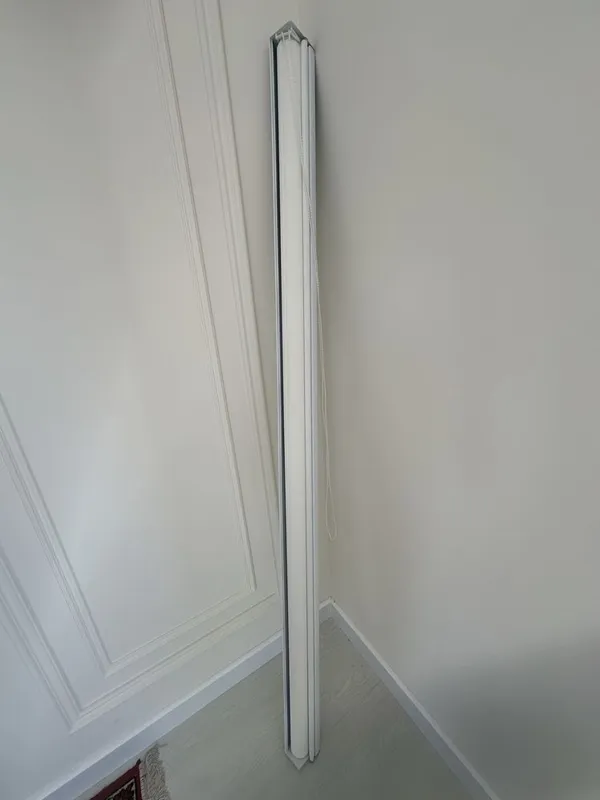 Jalyuzi sotiladi oq rangli 2x2 metr Jalyuzi sotiladi oq rangli 2x2 metr