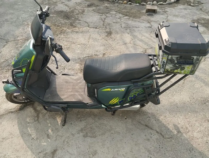 Skuter arivo sotiladi 1