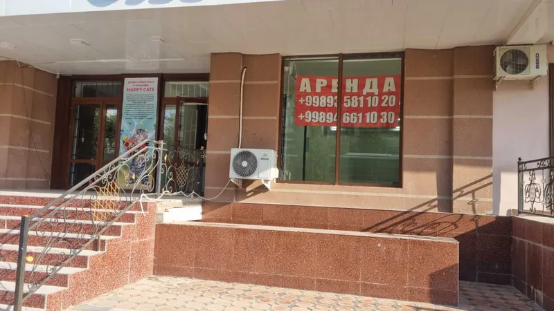 ОФИС в АРЕНДУ, Мирабад, Центр города в доль дороги