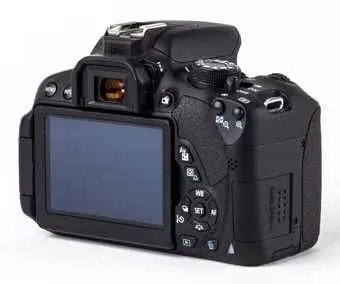 Canon EOS 700D kamera — фото 1