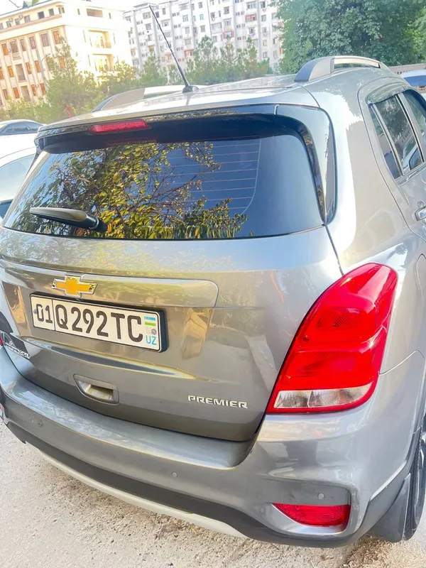 Chevrolet Tracker 1 Premier 3 Chevrolet Tracker 1 Premier 3
