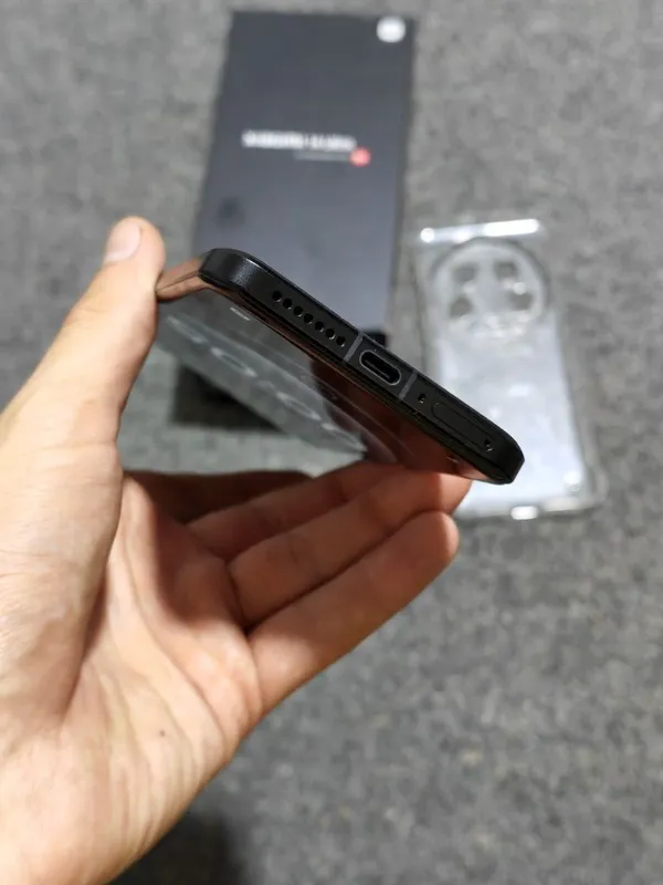 Xiaomi 14 ultra 12/256 в идеальном состоянии 2 Xiaomi 14 ultra 12/256 в идеальном состоянии 2