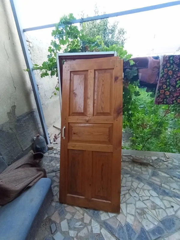 Двери и окна продаются быстро и недорого 4