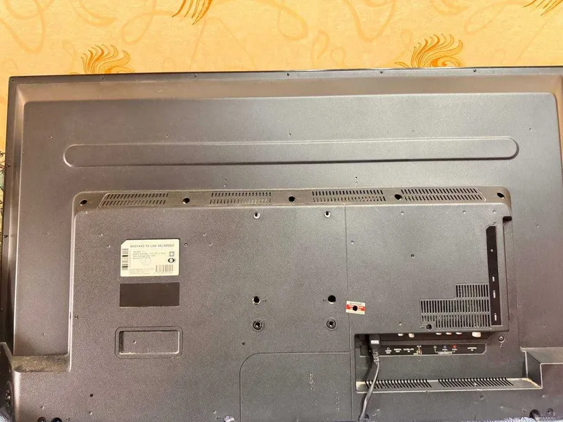 Телевизор SHIVAKI TV LED 40/A9000 8 Телевизор SHIVAKI TV LED 40/A9000 8