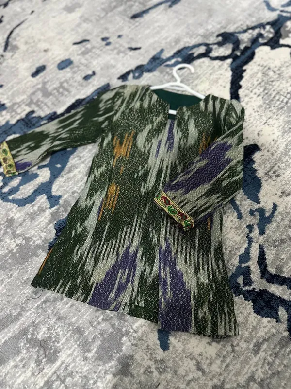 Atlas jaket qizchalar uchun