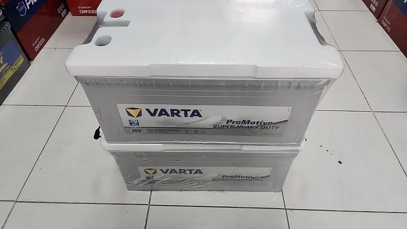 Akkumlyator Warta Akkumlyator Warta