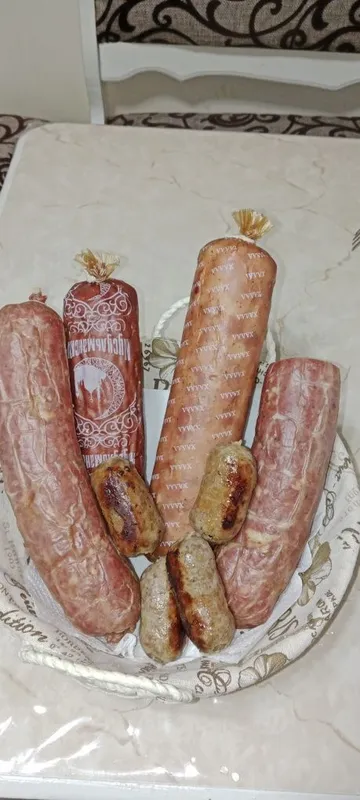 Квашенная капуста, домашние колбаса — фото 4