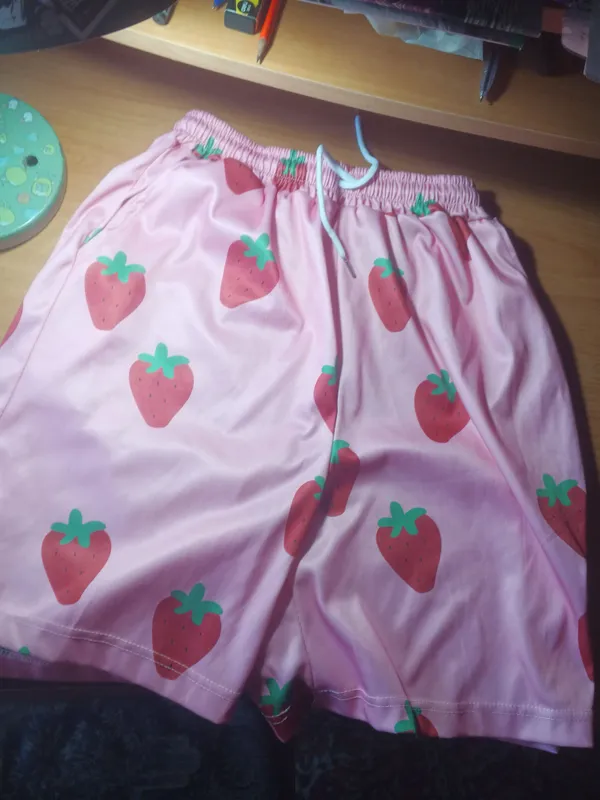 Qulupnaycha printli shortilar