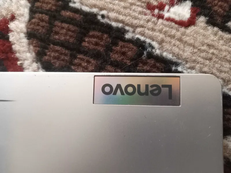 Noutbuk Lenovo . — фото 2