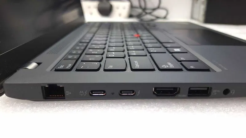 Lenovo ThinkPad T14 Gen 4 — фото 3