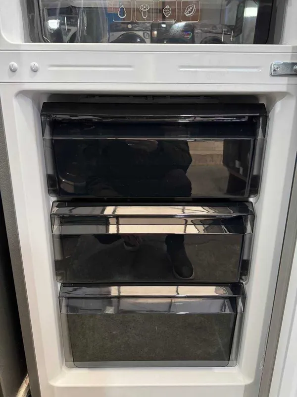 Холодильник Ziffler FRF-290BFDG No Frost Inverter — фото 3