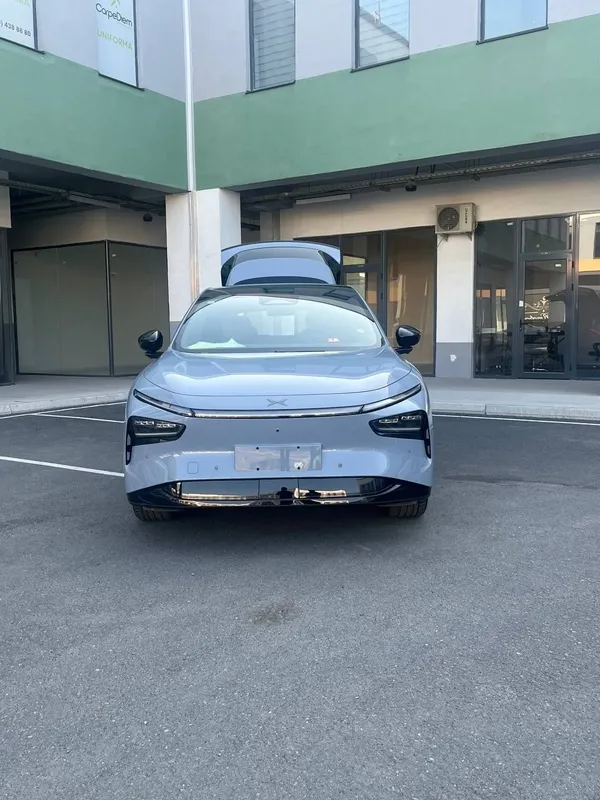 XPENG G7 Elektera