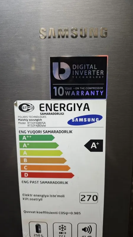 Продаю холодильник Samsung (воздушное охлаждение )инвертор экономичный 6 Продаю холодильник Samsung (воздушное охлаждение )инвертор экономичный 6