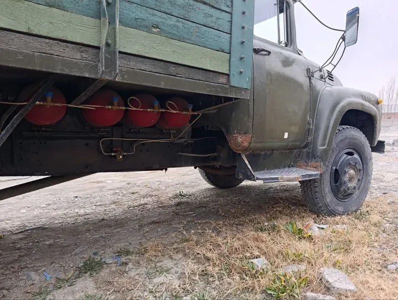 ZIL 131 Bort 77 yil alo xolatda, Samarqand — фото 7