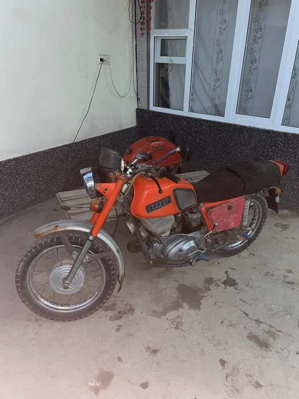IJ Planeta 5 mototsikli sotiladi 4 IJ Planeta 5 mototsikli sotiladi 4