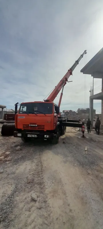 Auto kran usluga 25 ton 28 metr — фото 1