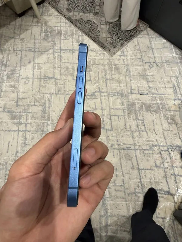 iphone 13 256gb Sotiladi 4 iphone 13 256gb Sotiladi 4