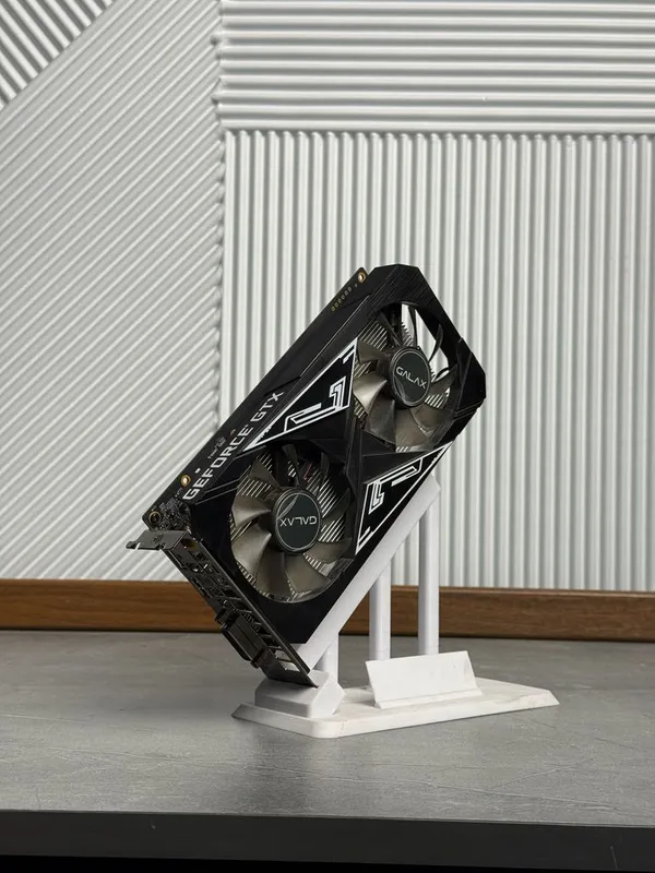 GTX 1650 4GB легендарная