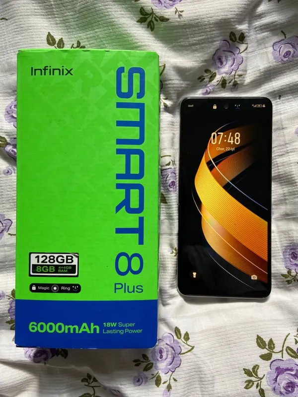 Infinix smart 8 plus 1