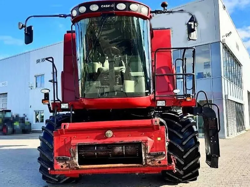 Зерноуборочный комбайн Case IH Axial-Flow 5088 3 Зерноуборочный комбайн Case IH Axial-Flow 5088 3