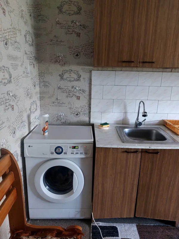 Сдаю квартиру 9/4/2,Мираб.р-н,ГУВД.550$ в месяц. 6