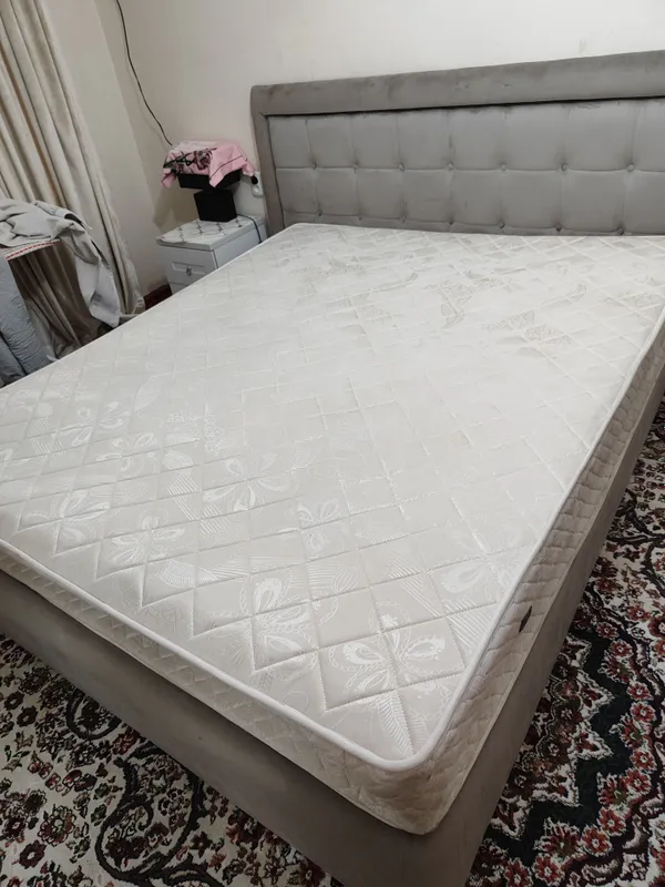 Продаётся матрас 2 Продаётся матрас 2
