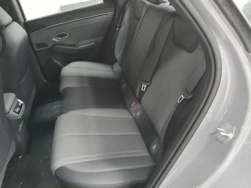BYD Qin L 2026 DM-i 128KM Leading Edition — фото 8