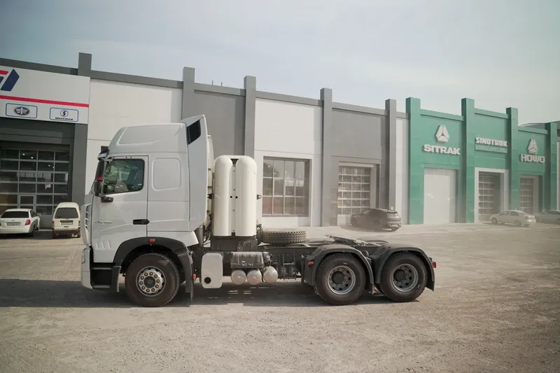 Howo - T7H 6×4 CNG 3 Howo - T7H 6×4 CNG 3