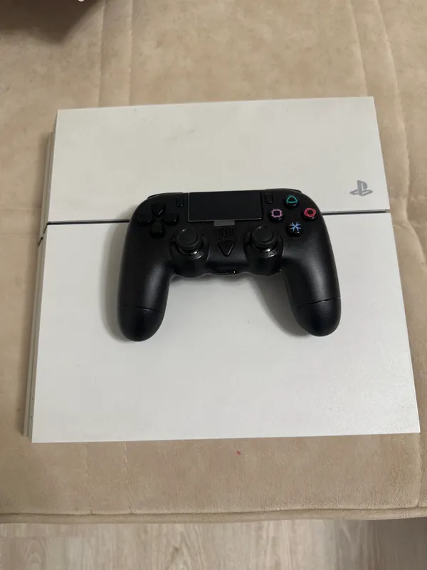 PlayStation 4 + VR 1 2 PlayStation 4 + VR 1 2