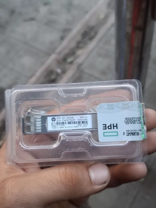 HP J9150A SFP+ SR 10G оптический модуль 1 HP J9150A SFP+ SR 10G оптический модуль 1