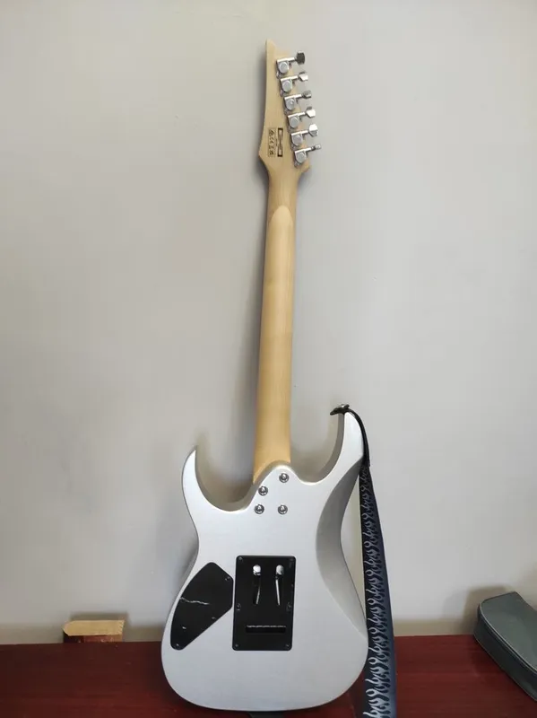 Электрогитара Ibanez grg170dx sv.Продам 3 Электрогитара Ibanez grg170dx sv.Продам 3