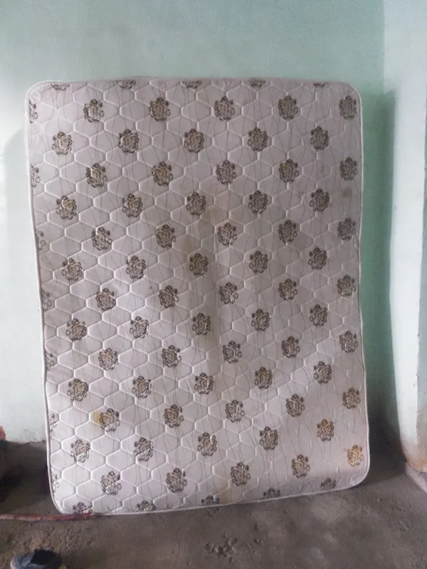 Matras sotiladi buyi 220 eni 170 — фото 2