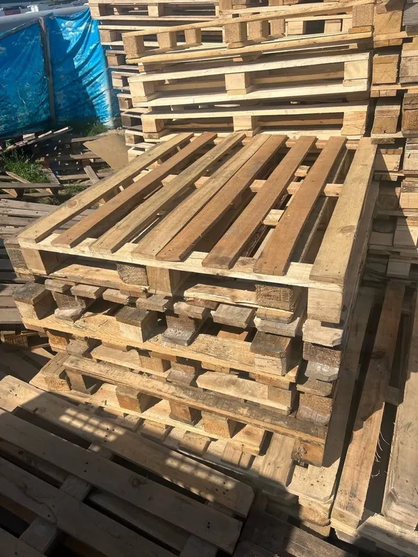 Поддоны размером 100×120 см, 80×120 см, 115×115 см 3 Поддоны размером 100×120 см, 80×120 см, 115×115 см 3