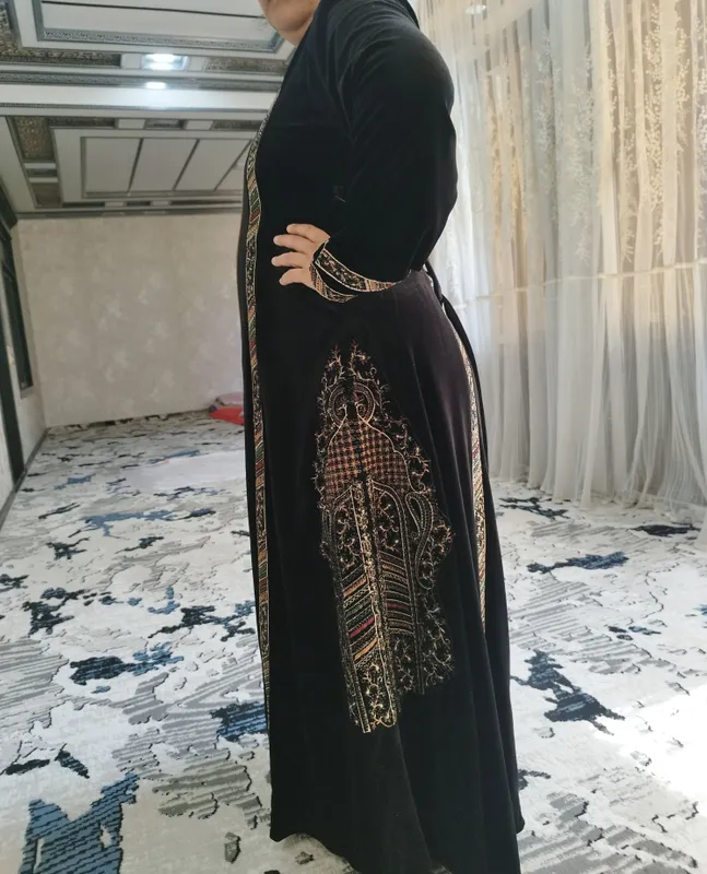 Ayollar kiyimi Abaya — фото 3