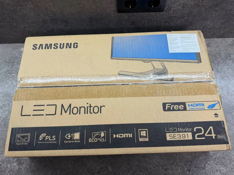 Монитор Samsung LS24E391HLO/CI в идеальном состоянии — фото 4