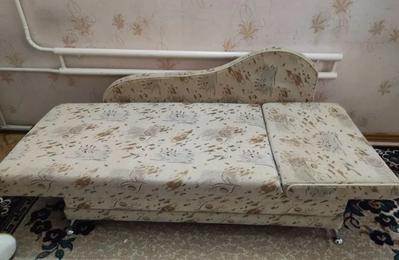 Диван-кровать
🛏 Удобный, в отличном состоянии Диван-кровать
🛏 Удобный, в отличном состоянии