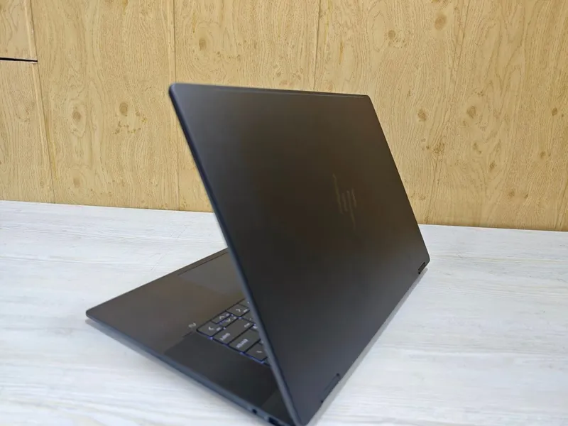 HP OmniBook X Flip 16 — фото 2 HP OmniBook X Flip 16 — фото 2
