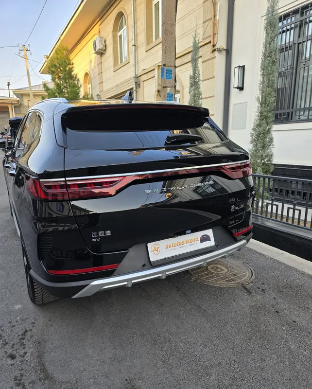 Byd song plus ev flagship 8.000 km yurgan 2023 5