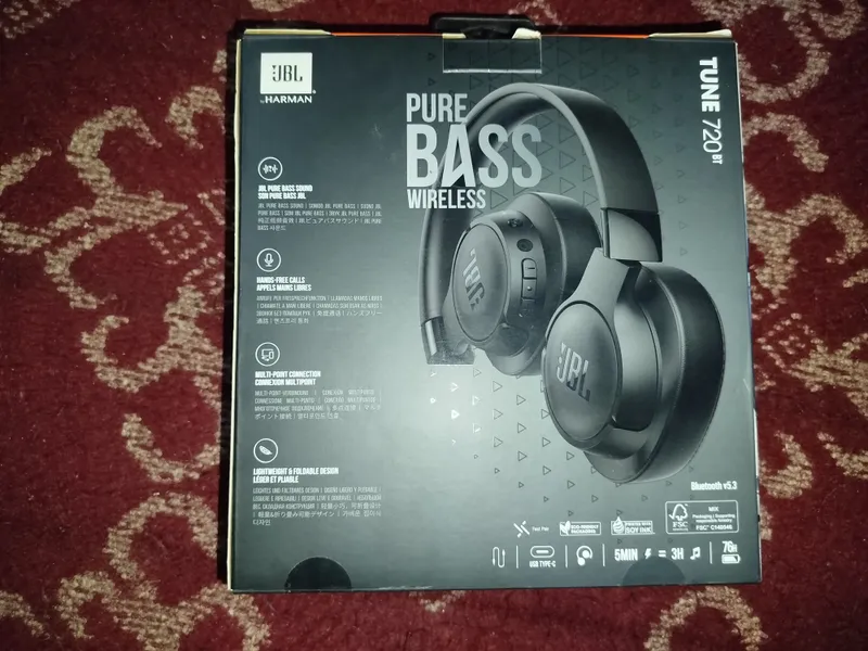 JBL 720 BT