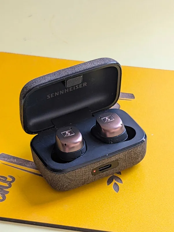 Наушники Sennheiser Momentum True Wireless 4 (MTW4) Бронза 1 Наушники Sennheiser Momentum True Wireless 4 (MTW4) Бронза 1